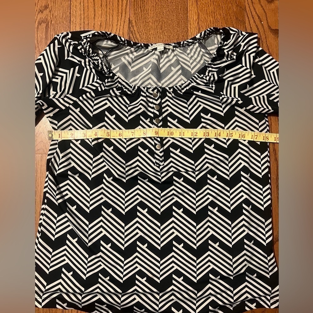 Notations black and white striped 3/4 sleeve women’s scoop neck top polyester S - Picture 6 of 8